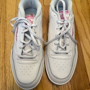 Reebok Classic Leather Light Pink Women's Sneakers Size 10‎